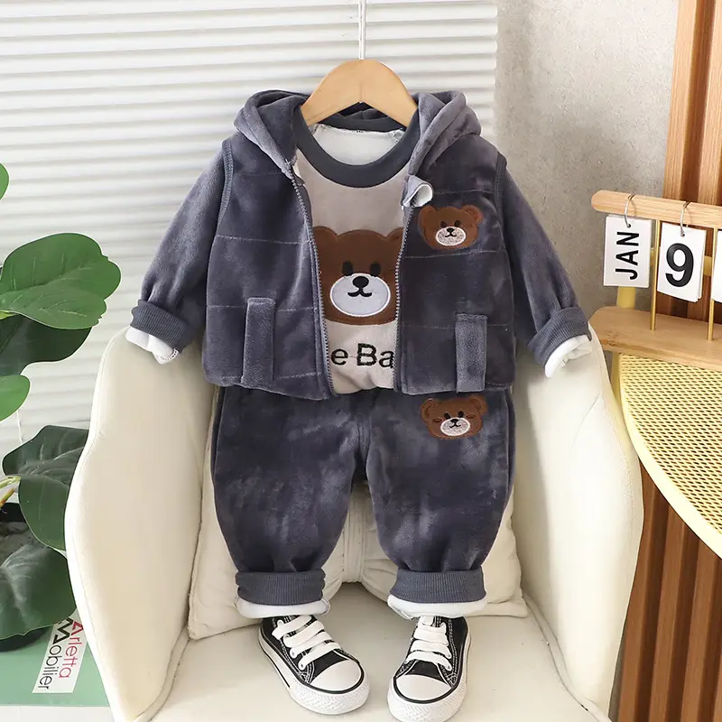 Children's clothing 2025 spring and autumn new children's clothing baby three-piece set girls spring clothing boys suit autumn wholesale
