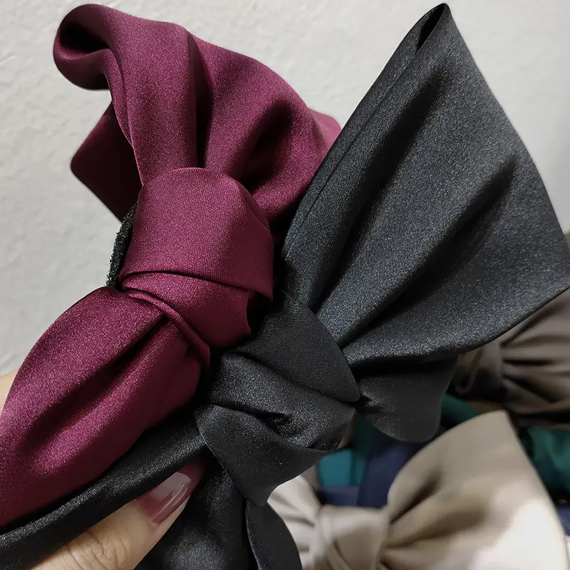 Korean Textured Satin Bow Top Clip Red — feature 5