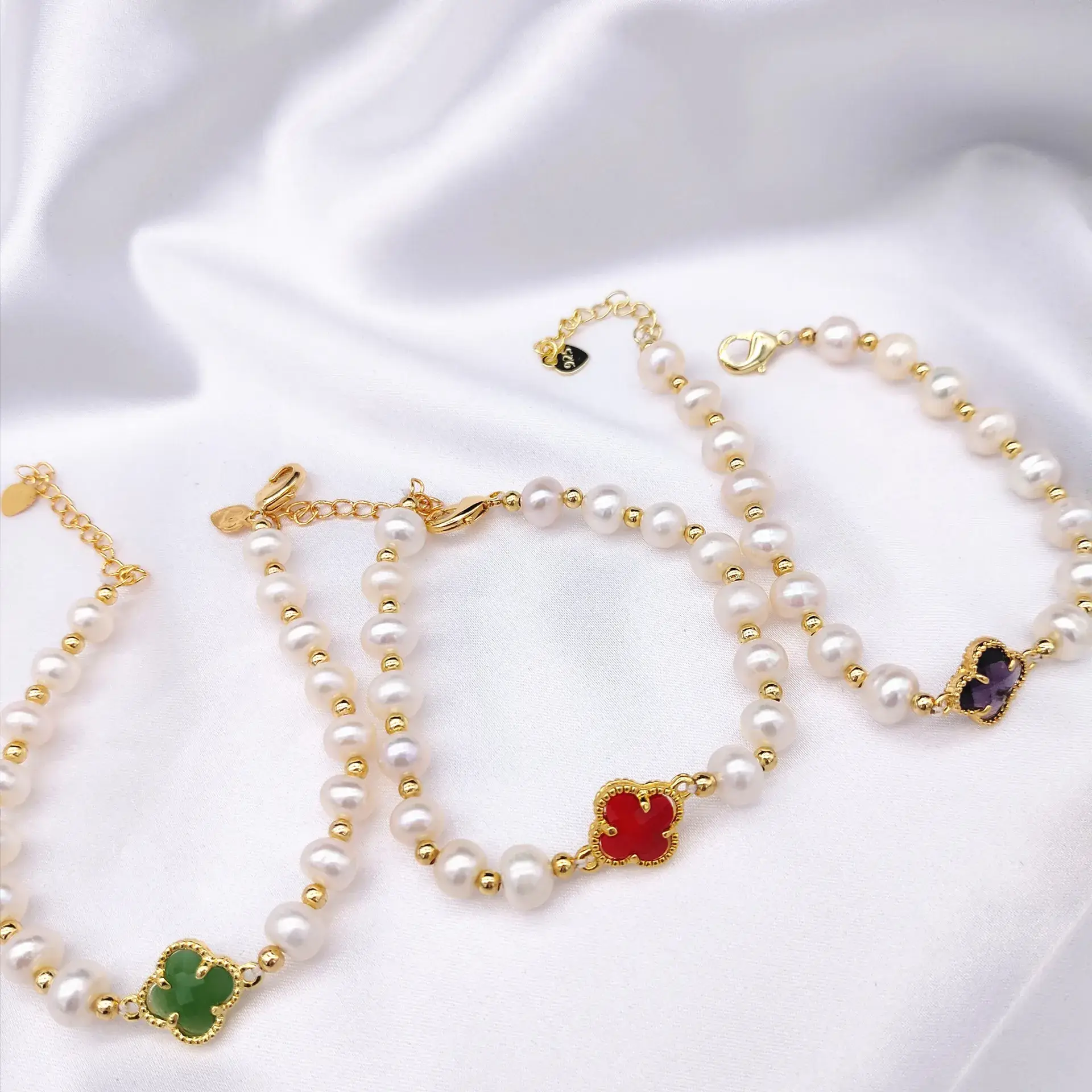 New Freshwater Pearl Bracelet Four-Leaf Clover Gift - Image 2