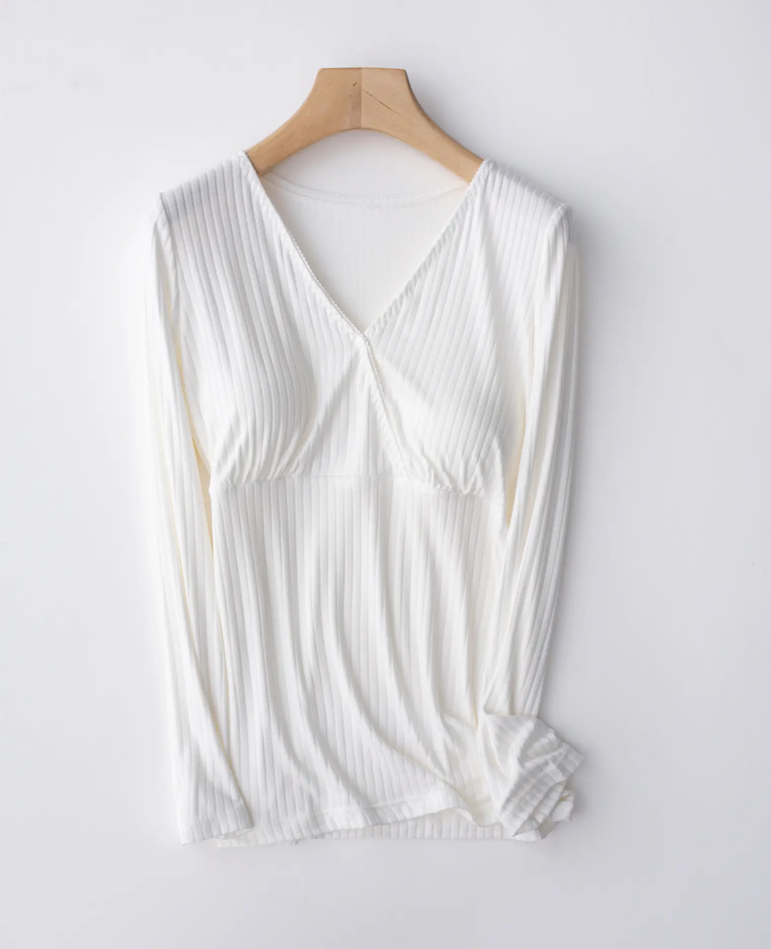 Lilac Long Sleeve V-Neck Pajama for Women - Image 5