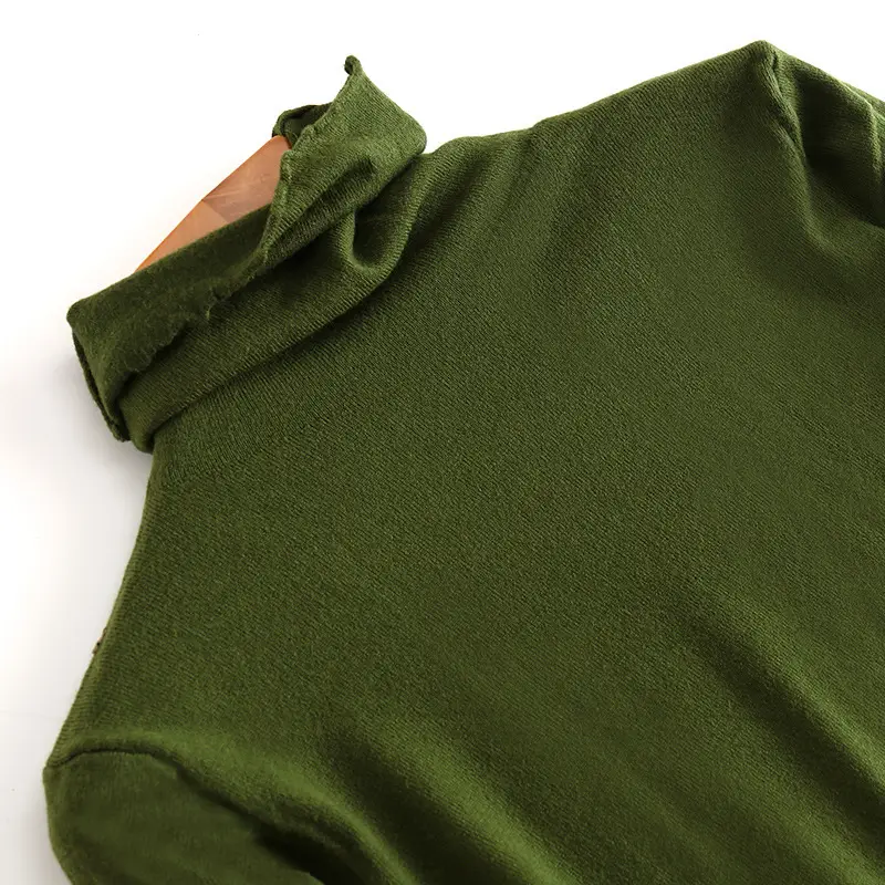 Women's Green Knitted Turtleneck Sweater - Image 10