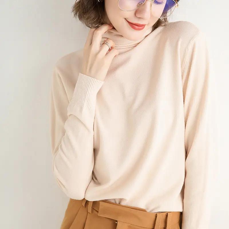 Women's Green Knitted Turtleneck Sweater - Image 9