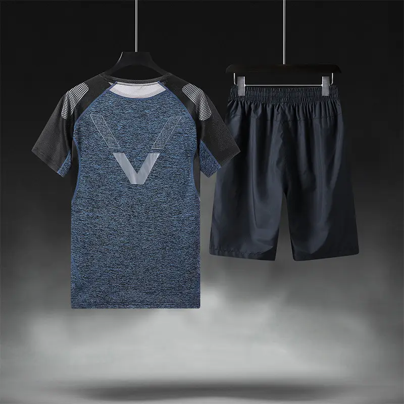 Tide Men's Blue V-Print Shorts Set - Image 4