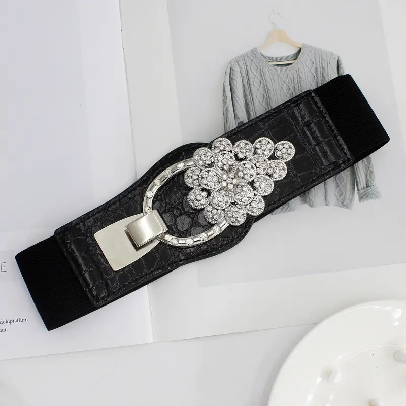 Black Crown & Heart Buckle Belt for Women 5cm Wide - Image 2