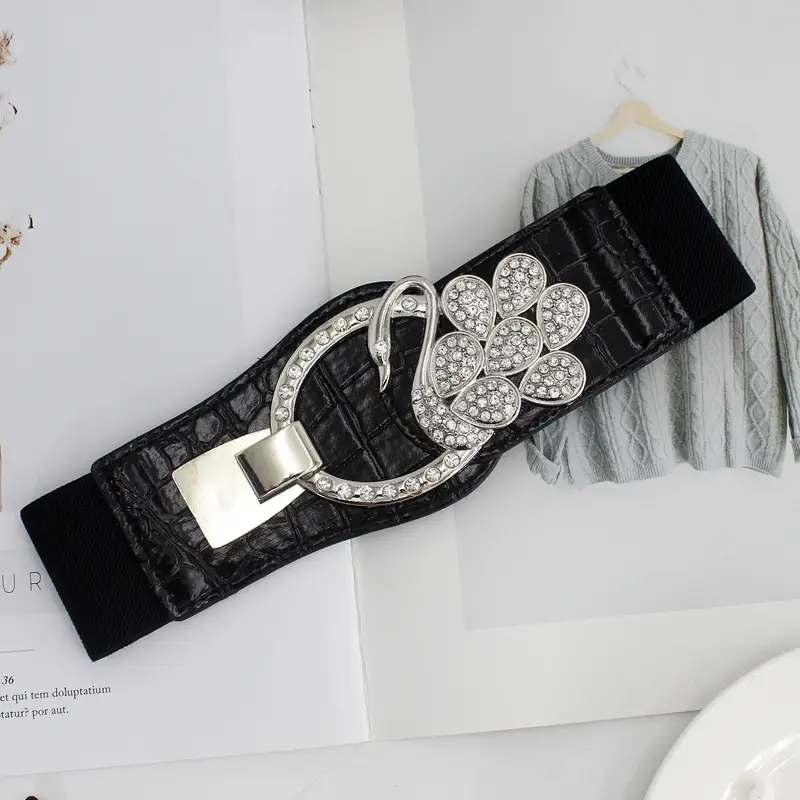 Black Crown & Heart Buckle Belt for Women 5cm Wide - Image 4