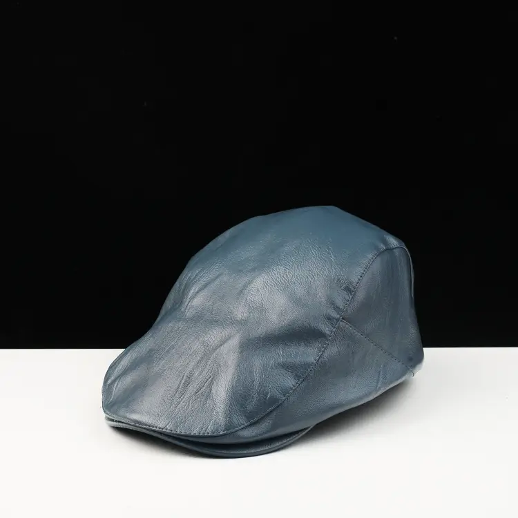 Women's Red Duck Tongue Cap Spring Autumn Sunshade Hat — feature 2