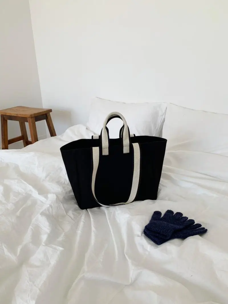 Trendy Canvas Shoulder Bag with Blue Shawl — feature 10