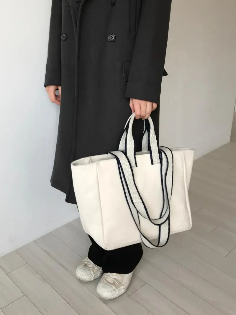 Trendy Canvas Shoulder Bag with Blue Shawl — feature 11