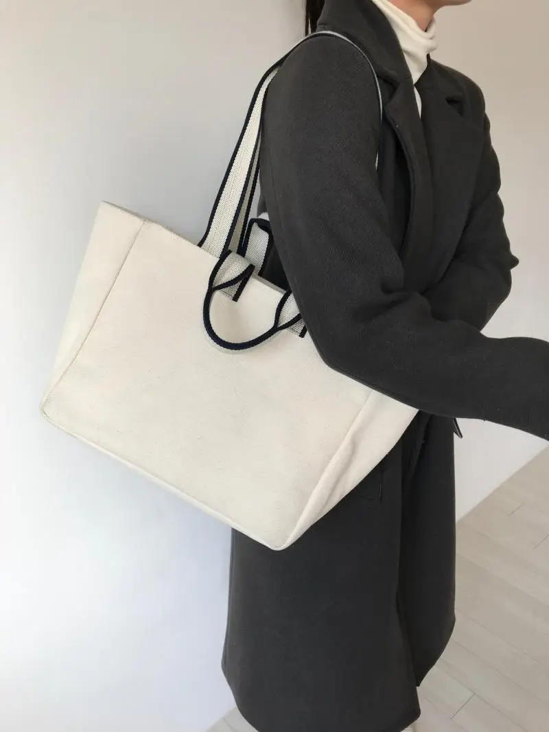 Trendy Canvas Shoulder Bag with Blue Shawl — feature 8
