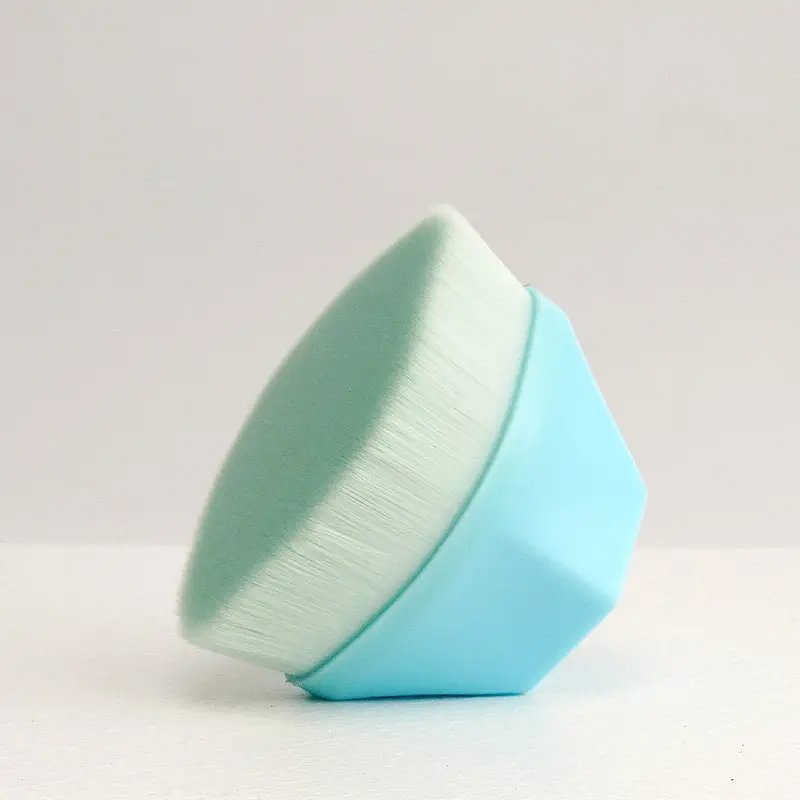 Four-Color Petal Foundation Brush for Makeup - Image 4