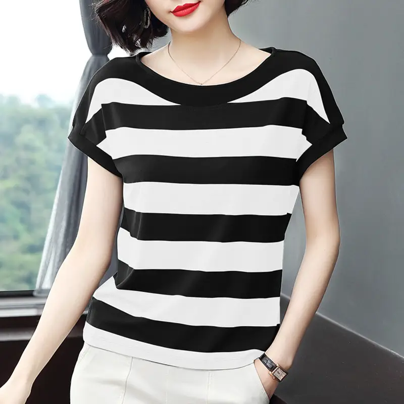 Women Striped T-Shirt Large Summer 2022 - Image 6