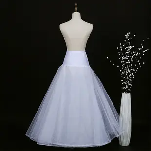 Black Tiered Ball Skirt for Plus Size Wedding Dress — feature 5