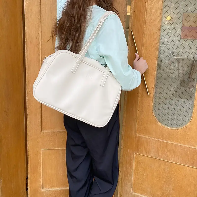 Women's 2025 College Style Shoulder Bag Large Capacity Beige — feature 13