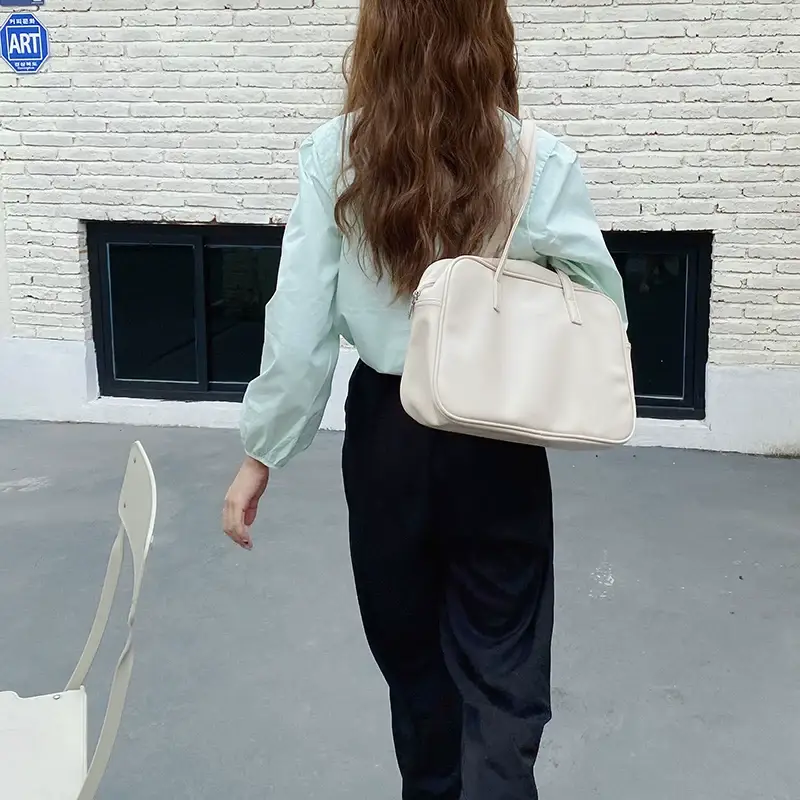 Women's 2025 College Style Shoulder Bag Large Capacity Beige — feature 14
