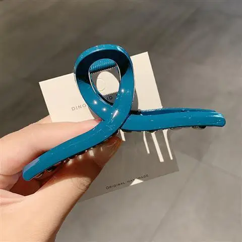 Women's Insulated Hair Clip for Large Bath