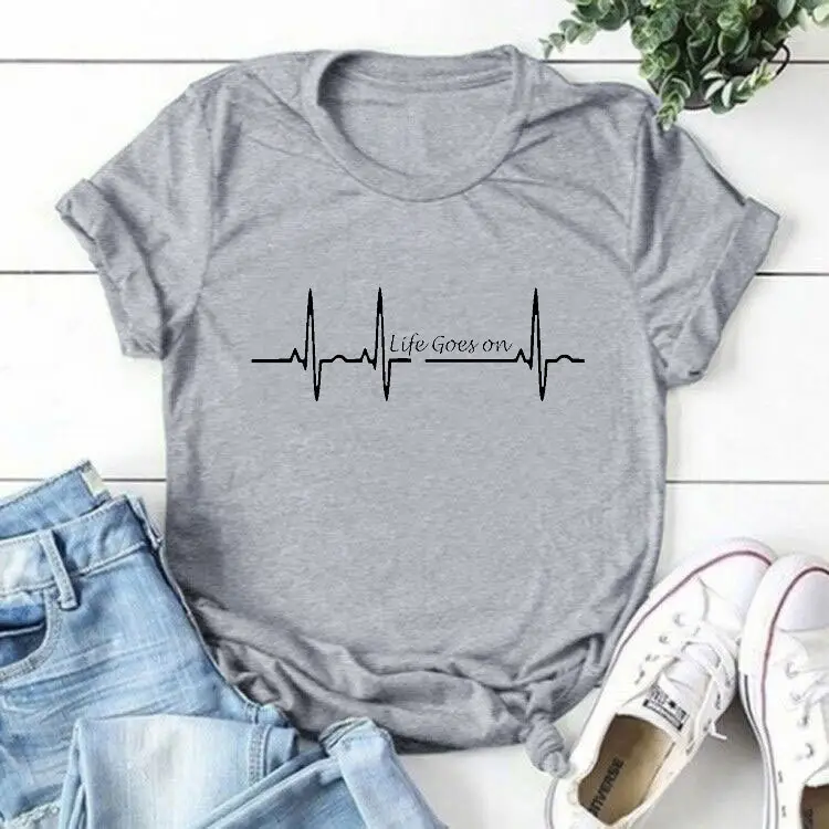 Life Goes On Heartbeat Graphic T-Shirt Green