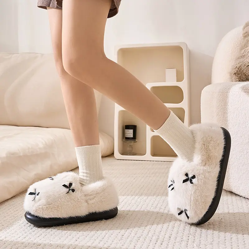 Women Winter Indoor Fur Slippers Pink