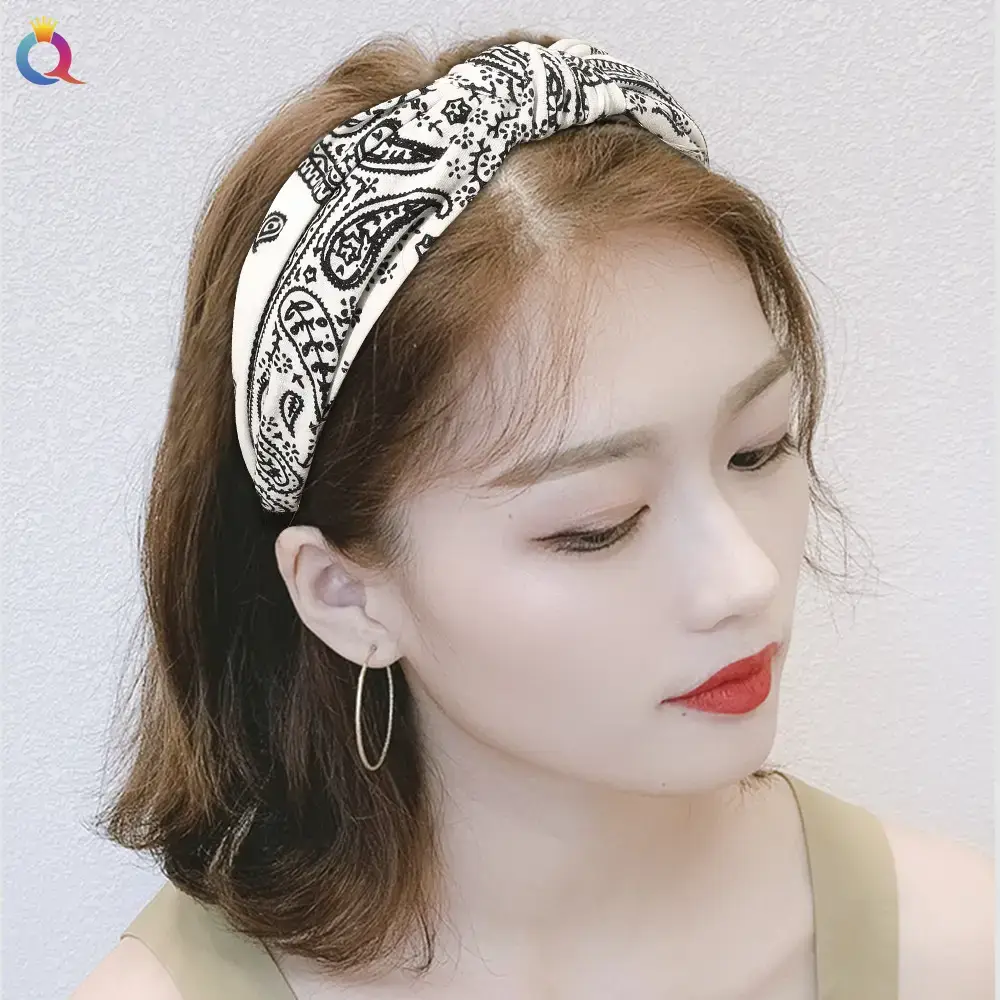 Retro Baroque Red Headband for Women - Image 5