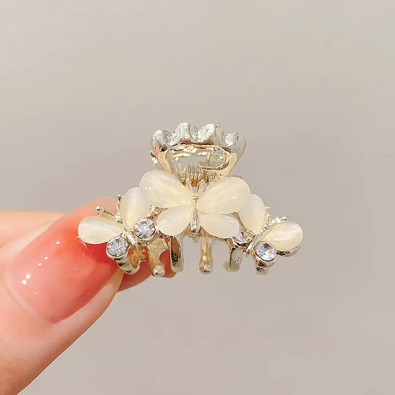 Pearl Flower Hair Clip 11cm Metal Grab - Image 36