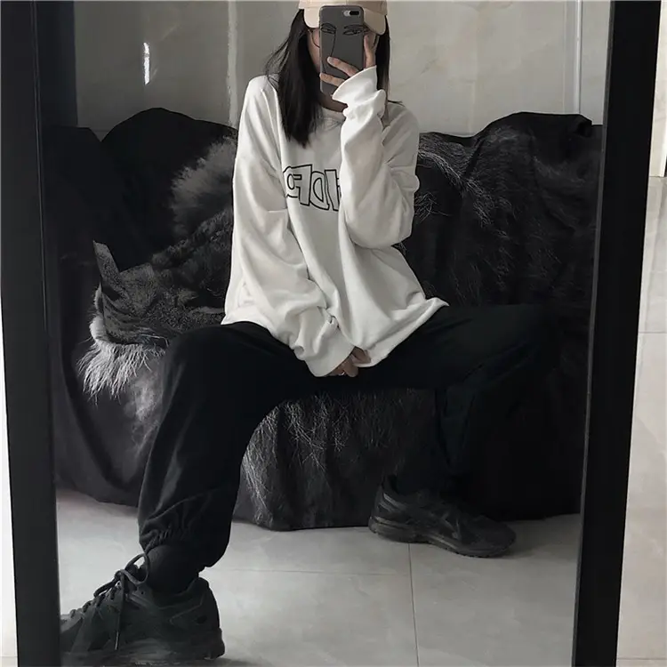 Women Black Graphic Sweatshirt Loose Fit — feature 14
