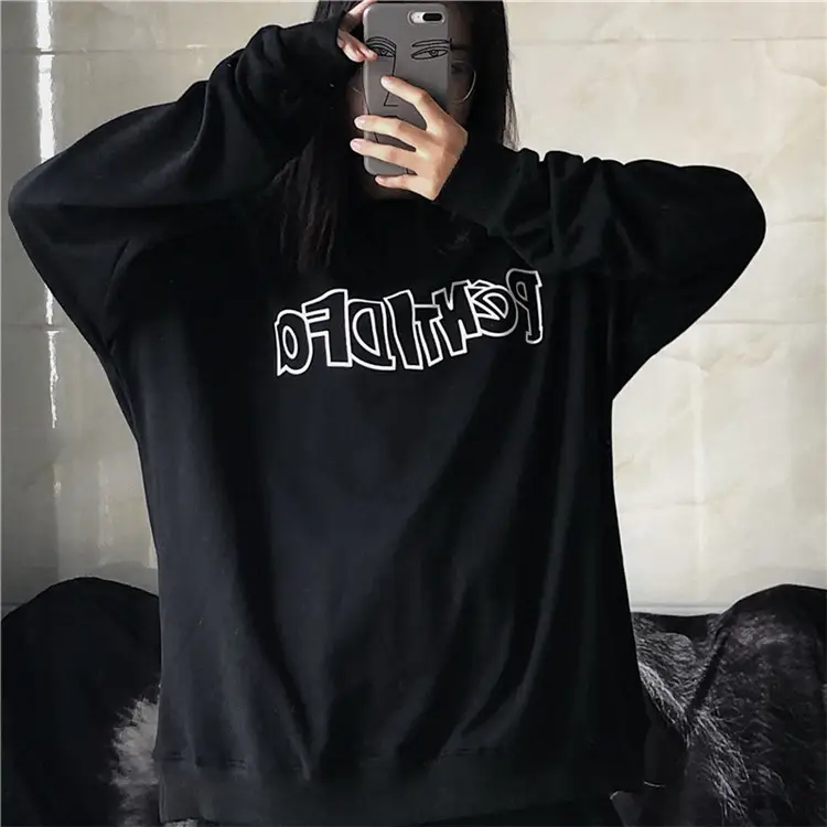 Women Black Graphic Sweatshirt Loose Fit — feature 4