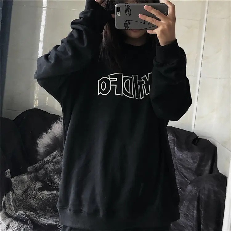 Women Black Graphic Sweatshirt Loose Fit — feature 5
