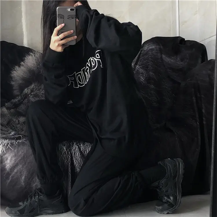 Women Black Graphic Sweatshirt Loose Fit — feature 9