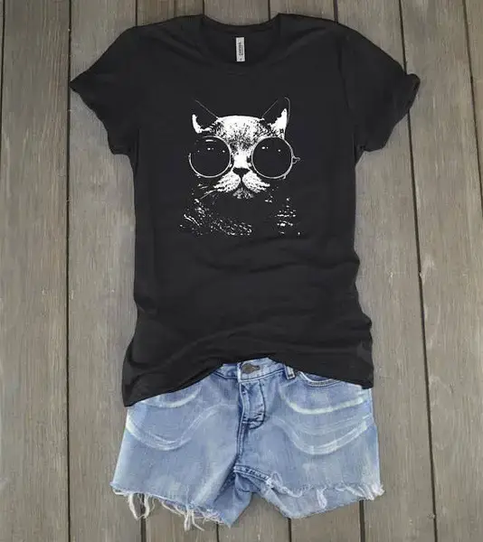 Gray Cat Print T-Shirt with Denim Shorts Set - Image 8
