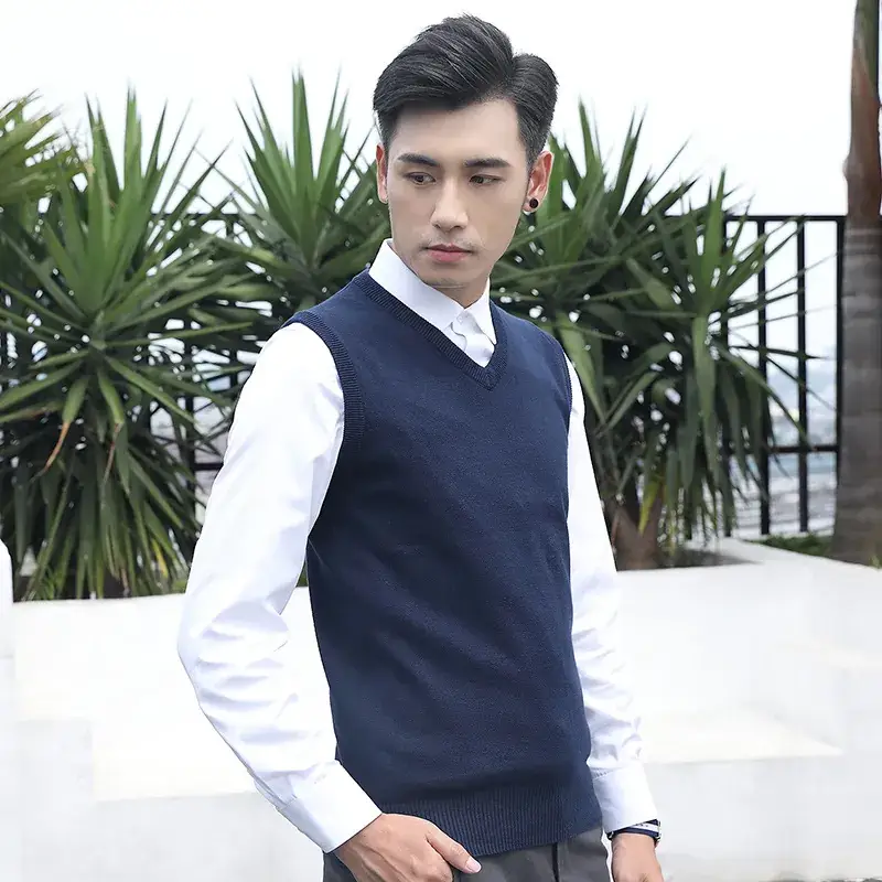 Men's V-neck Wool Vest Grey Slim Fit - Image 6