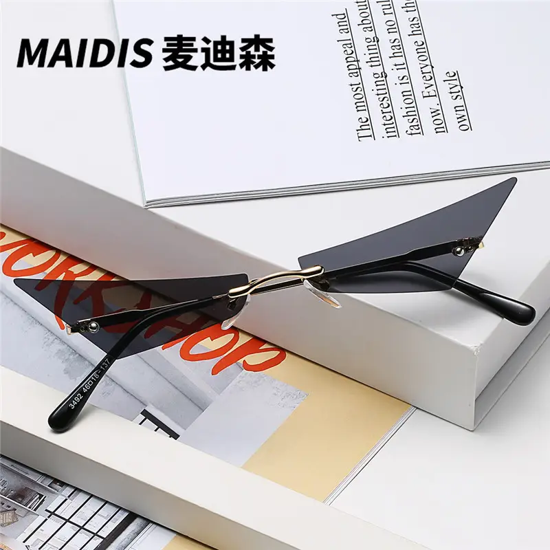 Punk Frameless Metal Sunglasses Men Women European American Street Photography Narrow Side Small Frame Sunglasses Women - Image 6