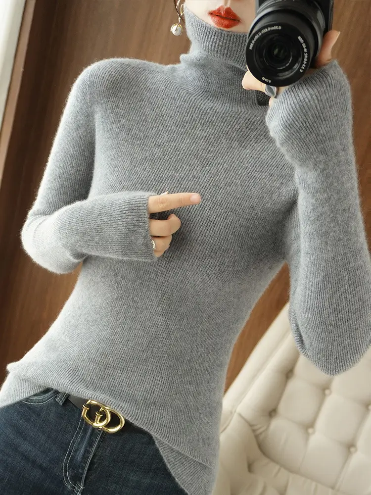 Green Knit Long Sleeve Women's Slim Top - Image 12
