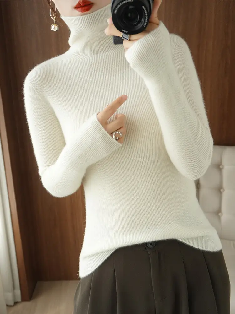 Green Knit Long Sleeve Women's Slim Top - Image 8