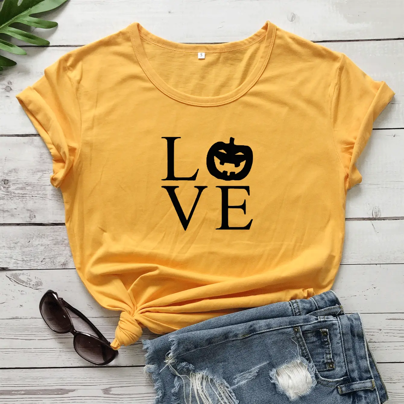 Halloween Love Graphic T-Shirt Grey Short Sleeve - Image 5