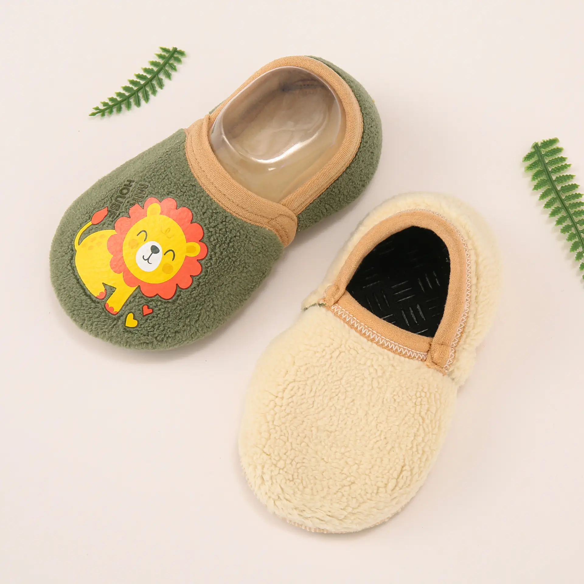 Autumn Winter Fleece Lined Cartoon Baby Shoes for Toddlers