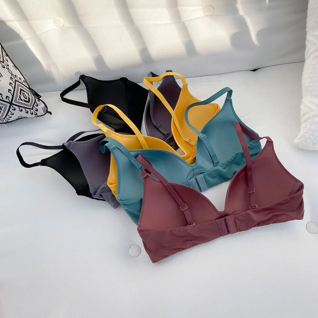 Japanese style simple seamless glossy solid color girl's underwear student summer big chest small chest push up bra women's thin