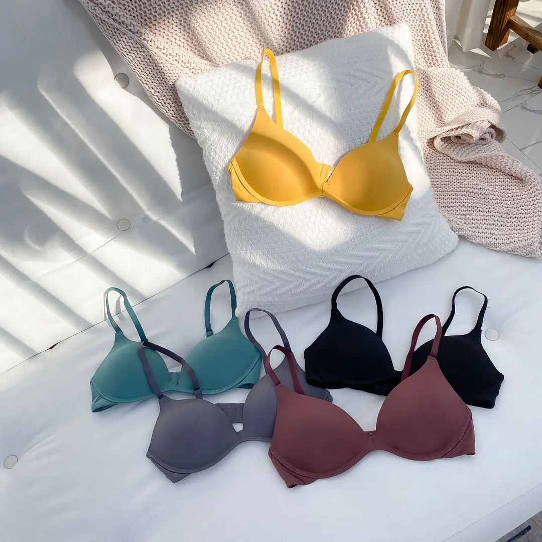 Japanese style simple seamless glossy solid color girl's underwear student summer big chest small chest push up bra women's thin