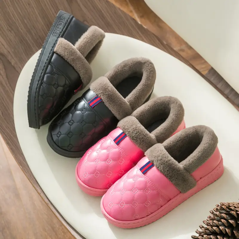 Men's Winter Cotton Slippers for Couples, Closed Heel, Thick Sole, Non-Slip, Warm, Waterproof, Pu Leather Surface, Women's Home Maternity Shoes, Indoor Winter Use