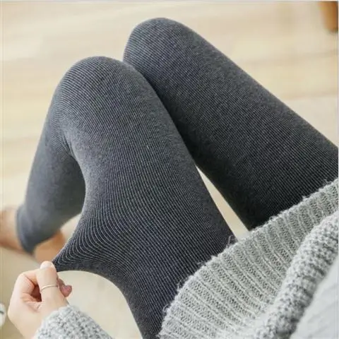 Women Velvet Padded Warm Leggings Set Grey - Image 3
