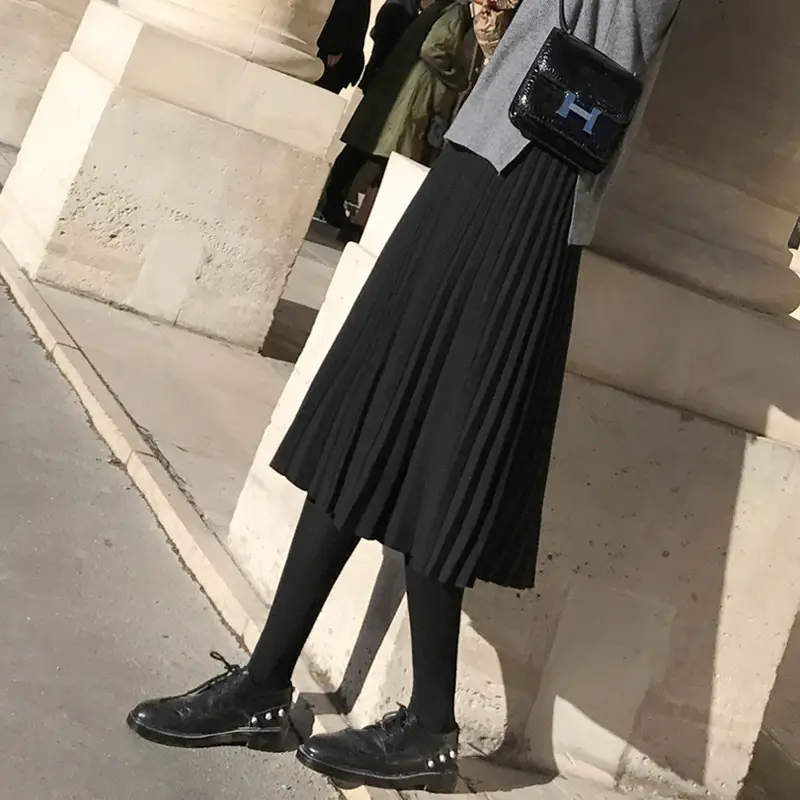 Women's Knitted Pleated Skirt Grey A-Line Mid Length - Image 7