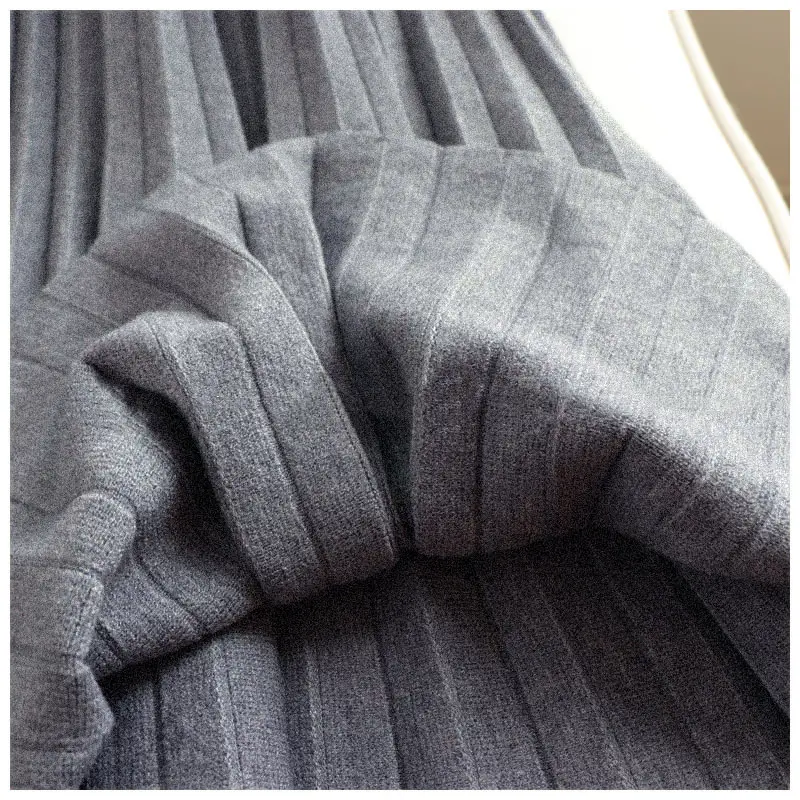 Women's Knitted Pleated Skirt Grey A-Line Mid Length - Image 8
