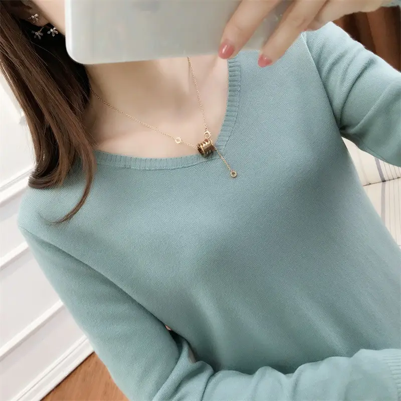 Women Woolen Round Neck Sweater Red Large - Image 10