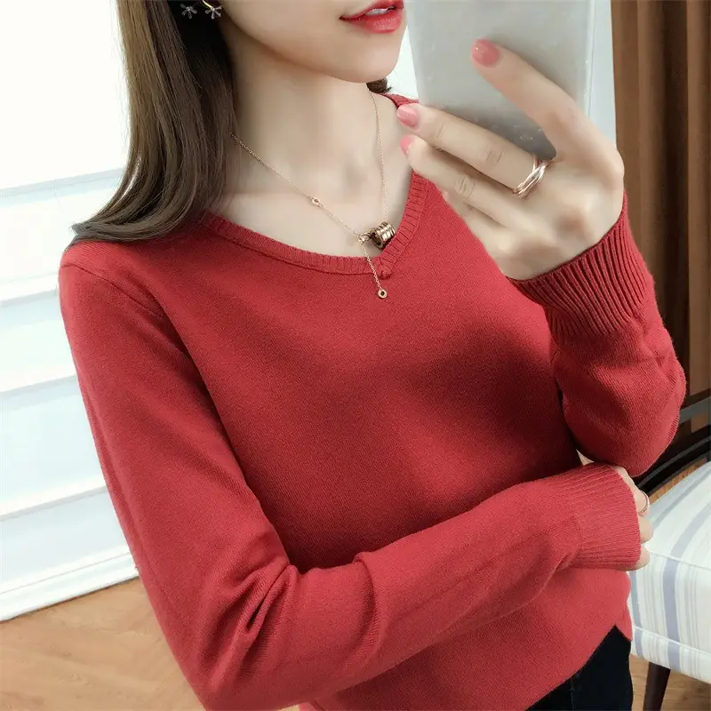 Women Woolen Round Neck Sweater Red Large - Image 11