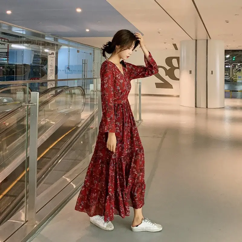 Long Red Floral V-Neck Skirt Suit for Women - Image 6
