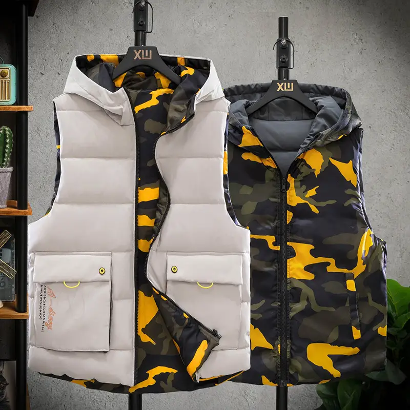 Winter Men's Reversible Camo Sleeveless Vest - Image 5