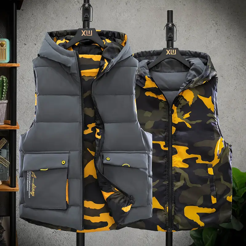 Winter Men's Reversible Camo Sleeveless Vest - Image 6