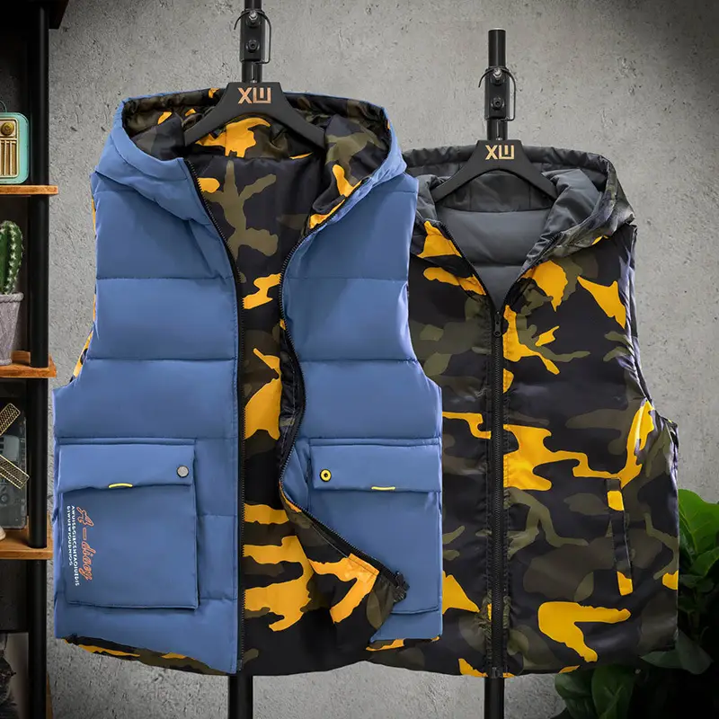 Winter Men's Reversible Camo Sleeveless Vest - Image 7