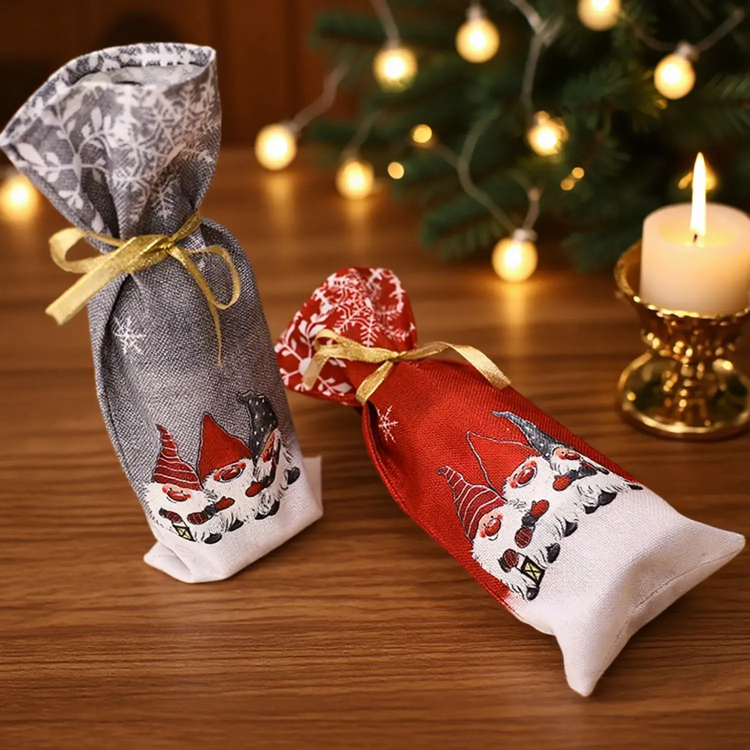 2020 Christmas Champagne Bottle Set with Forester Print