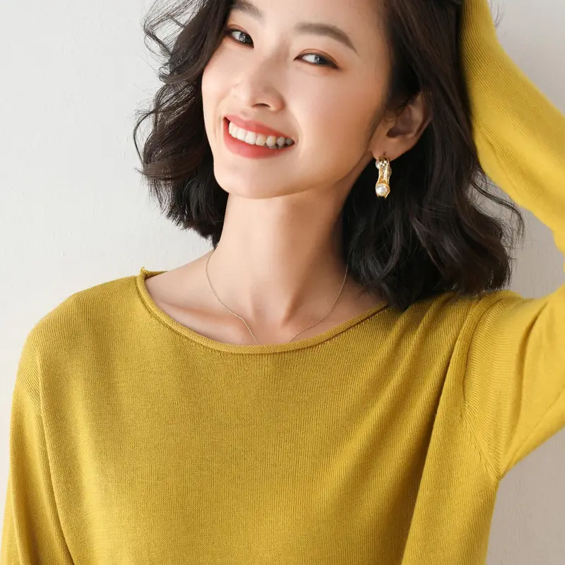 2025 Women Black Knitted Sweater Low Round Neck - Image 9