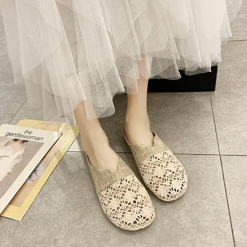 Slippers Women's 2020 New Korean Style Shallow Mouth Hollow Straw Breathable Soft Bottom Comfortable Flat Sandals for Students