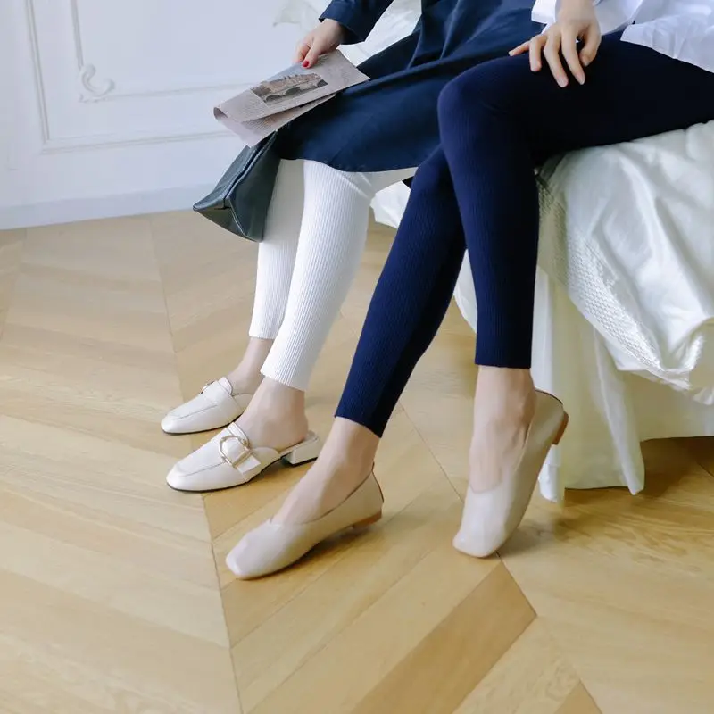 Women's Black Slim Fit Cotton Leggings All Season